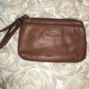 Lester Coach wrist wallet